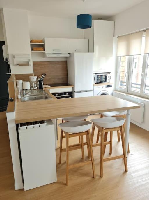 Bel Appartement 3 Suites Privatives Hyper Centre Tourcoing Exteriör bild